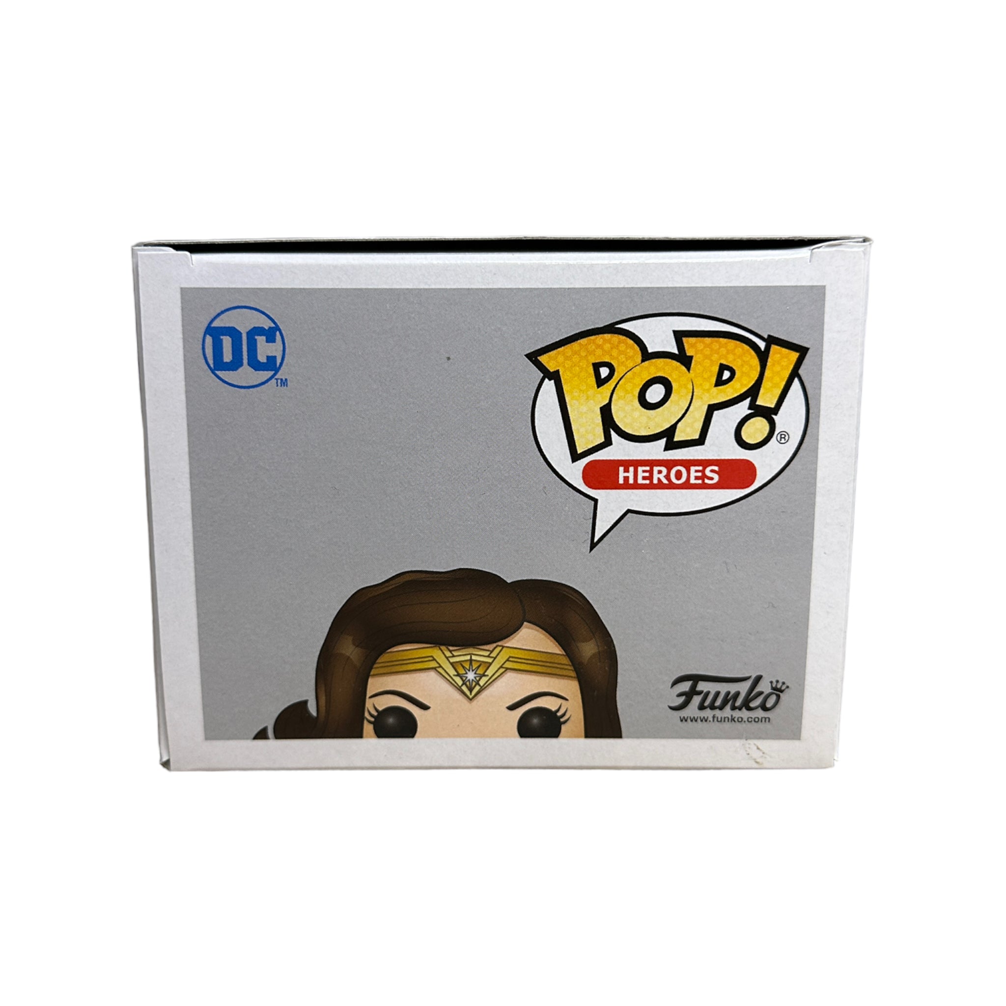 Wonder Woman #206 (Gold) Funko Pop! - Justice League - Hot Topic Employees Exclusive LE180 Pcs - Condition 8/10